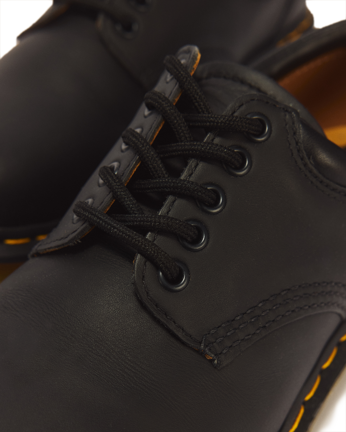 8053 Nappa Leather Casual Shoes in Black
