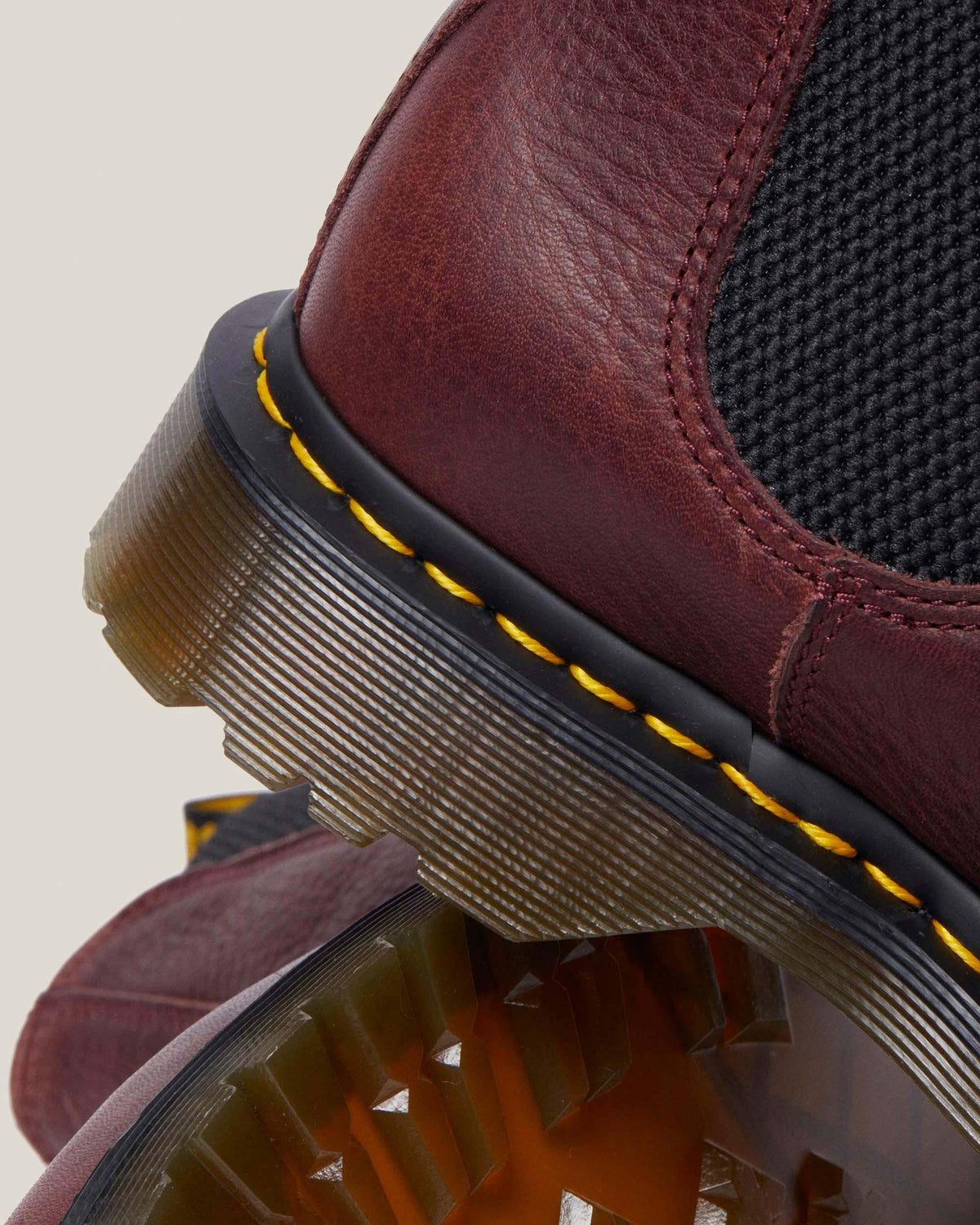2976 Grizzly Fleece Lined Chelsea Boots in Cherry Red