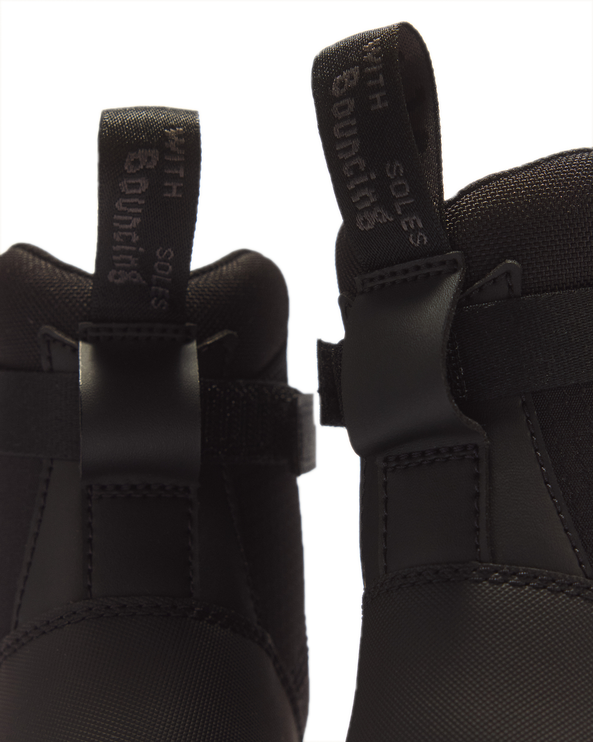 COMBS TECH MK.02 in Black