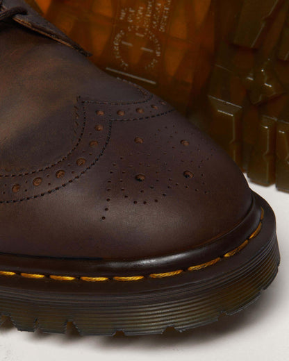3989 Brogue Crazy Horse Leather Shoes in Brown