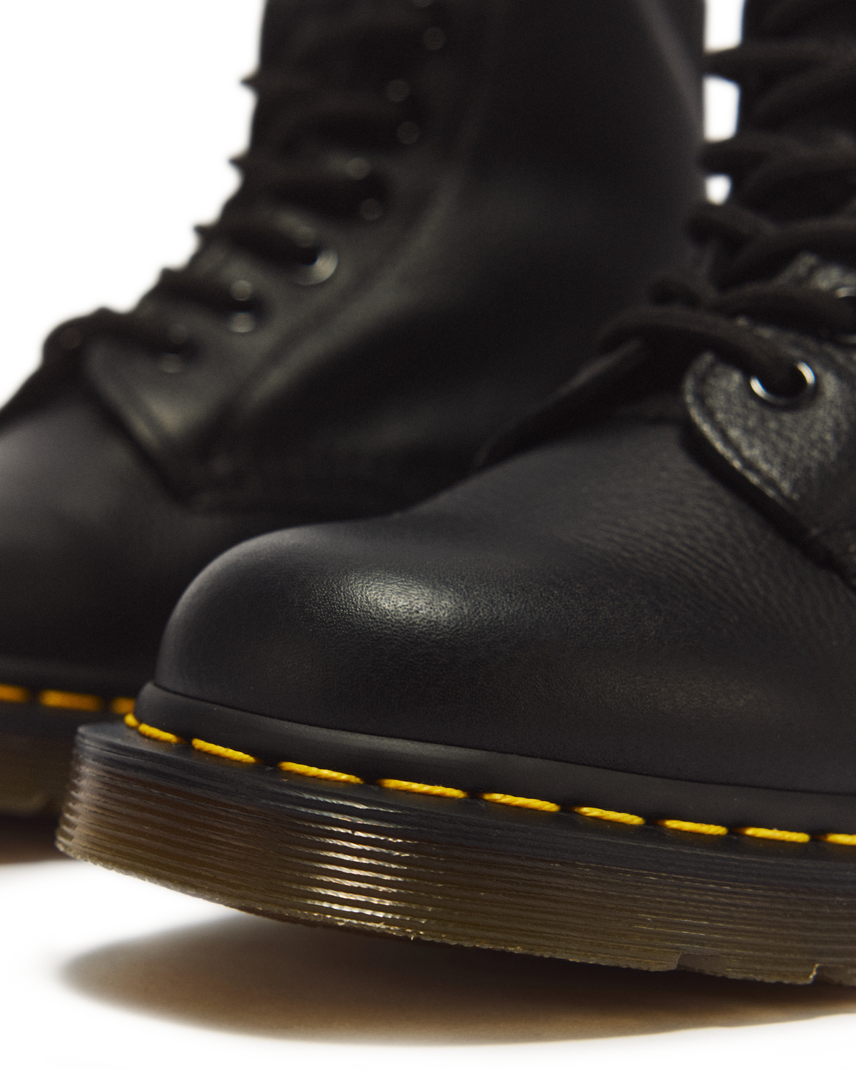1490 Virginia Leather Mid Calf Boots in Black