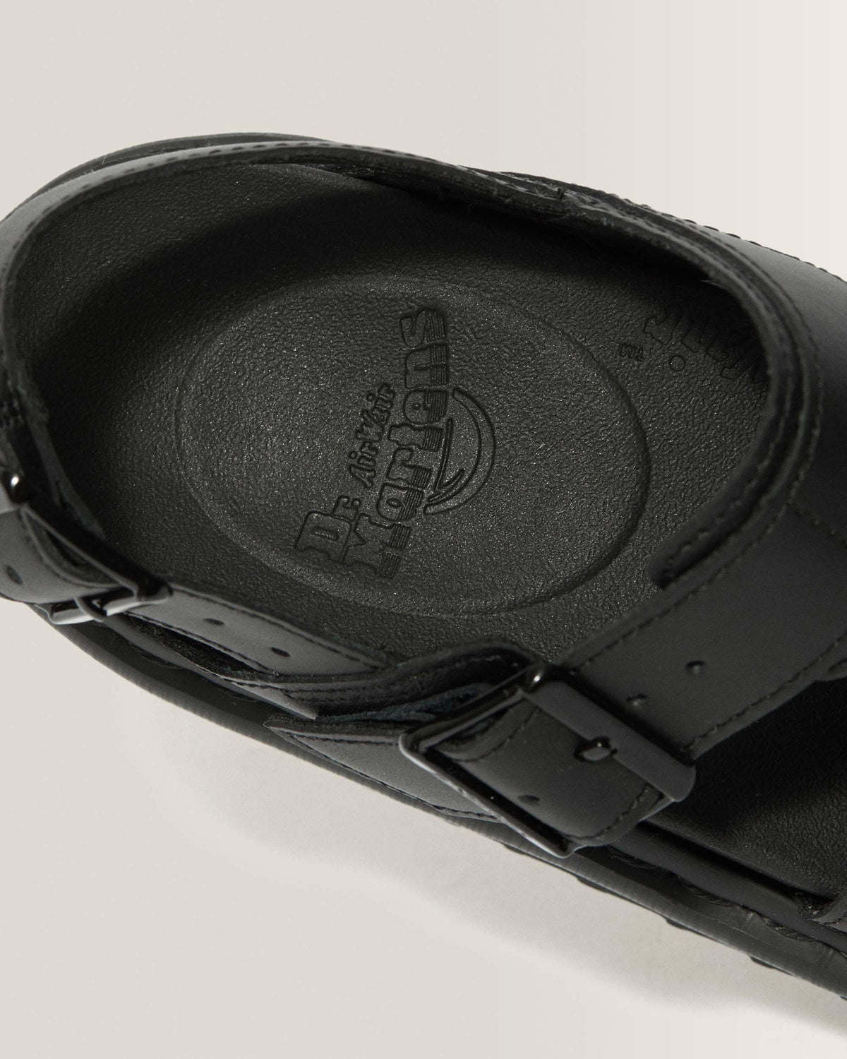 Voss Women's Leather Strap Sandals in Black