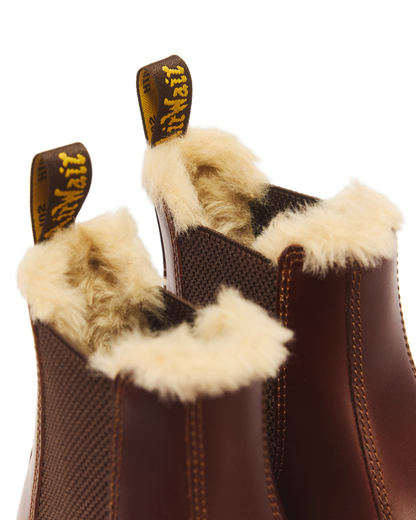 2976 Women's Faux Fur Lined Chelsea Boots in Butterscotch