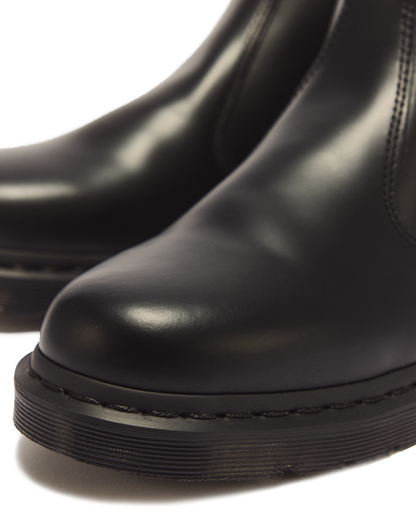 2976 Mono Smooth Leather Chelsea Boots in Black