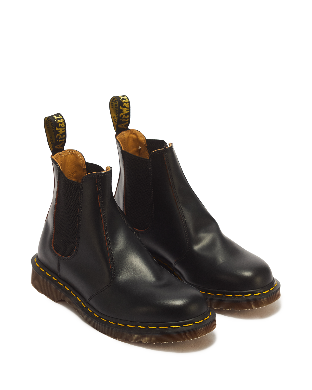 2976 Vintage Made In England Chelsea Boots in England Chelsea Boots in Black