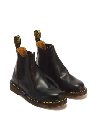 2976 Vintage Made In England Chelsea Boots in England Chelsea Boots in Black