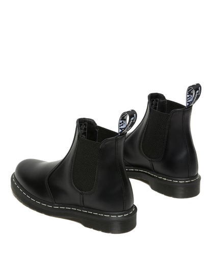 2976 Contrast Leather Chelsea Boots in Black