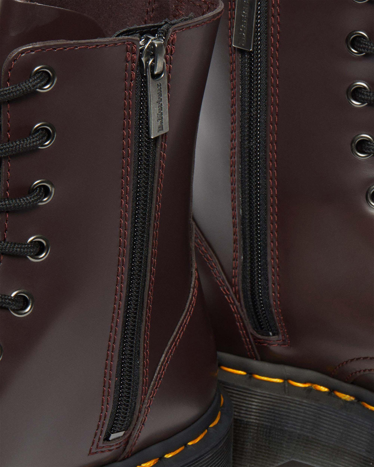 Jadon Boot Smooth Leather Platforms in Burgundy