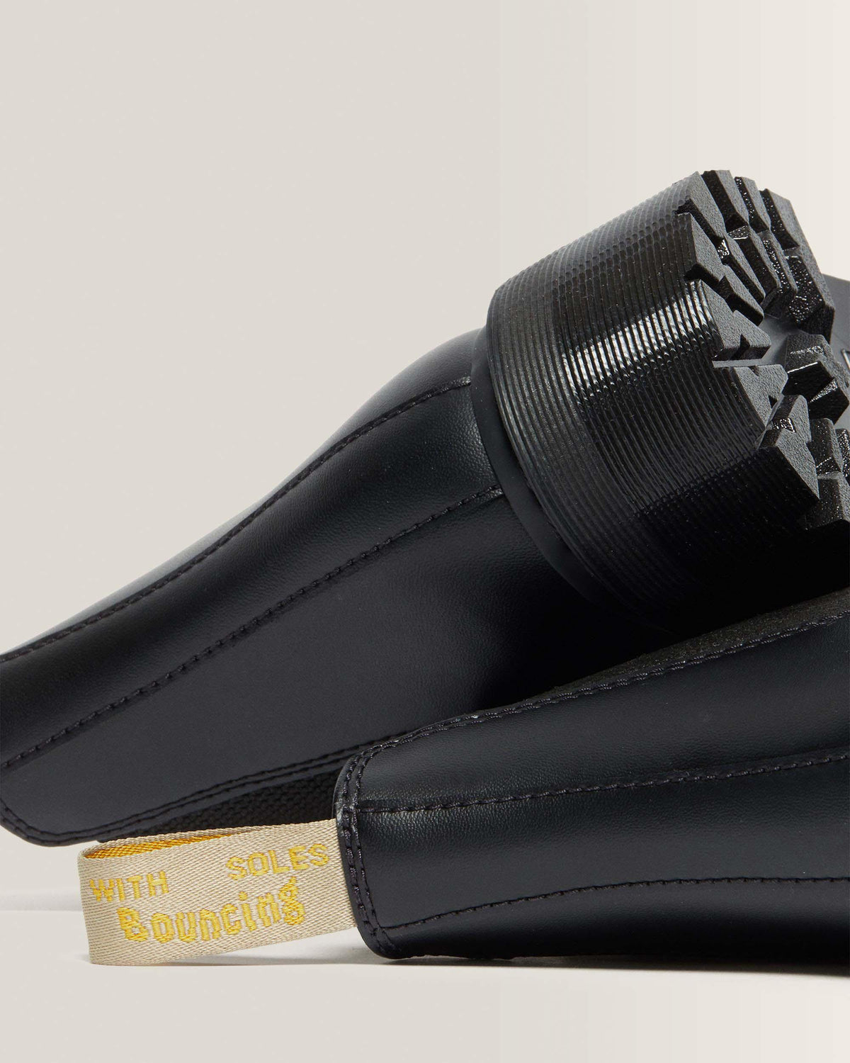 Vegan 2976 Felix Platform Chelsea Boots in Black