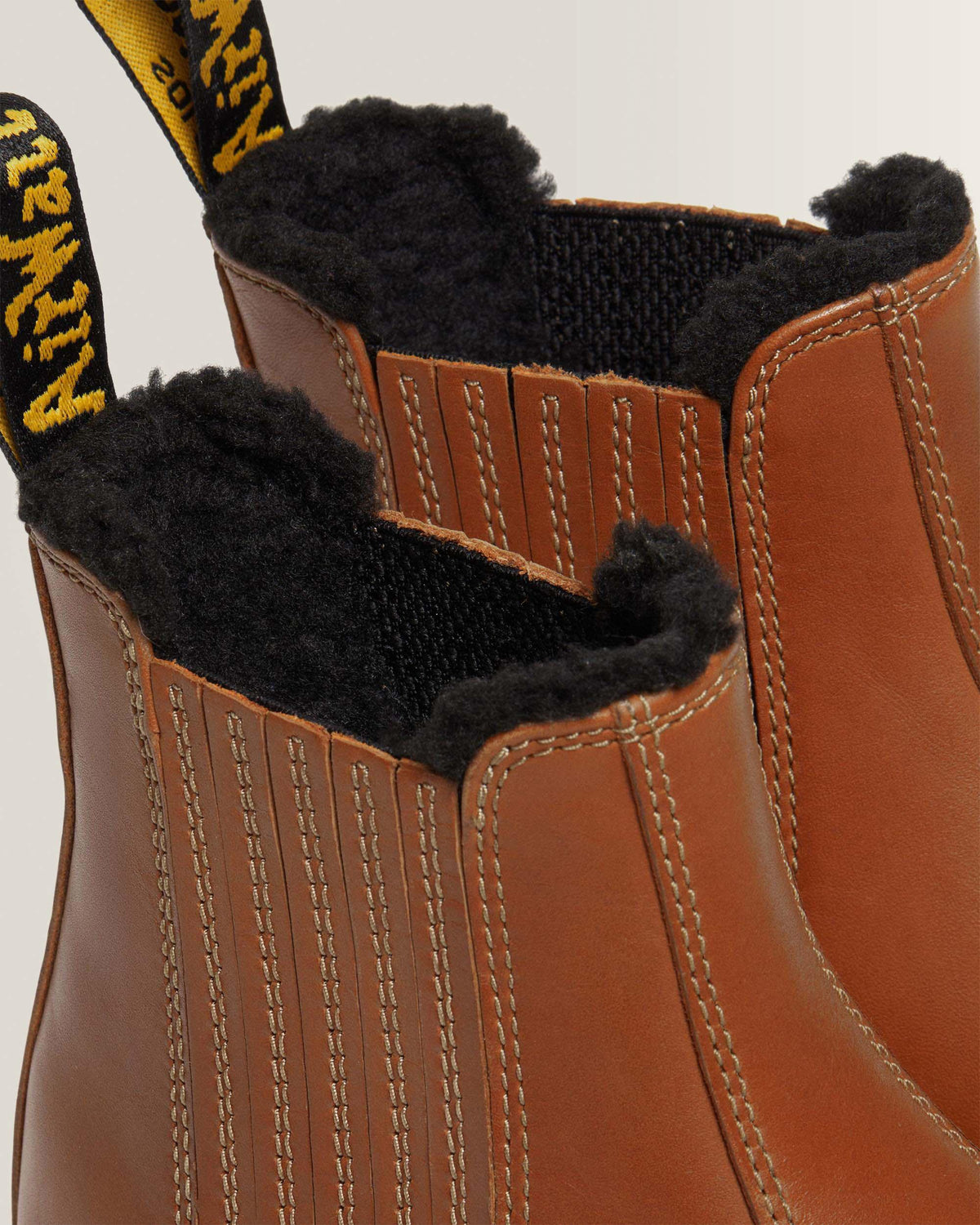 2976 DM's Wintergrip Leather Chelsea Boots in Tan