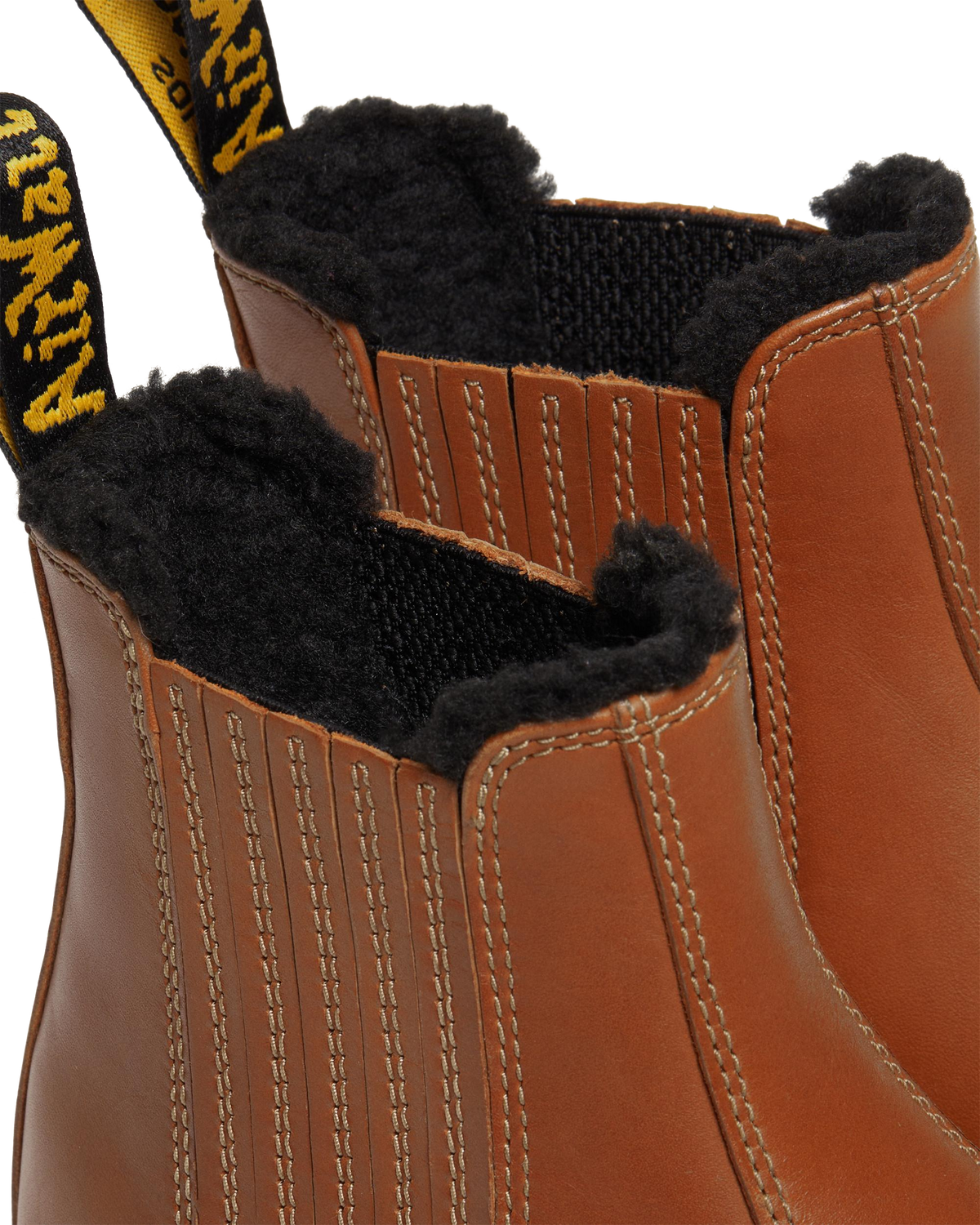 2976 DM's Wintergrip Leather Chelsea Boots in Tan