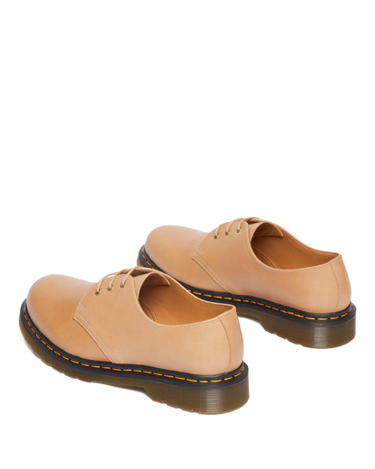 1461 Carrara Leather Oxford Shoes in Beige