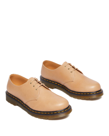 1461 Carrara Leather Oxford Shoes in Beige