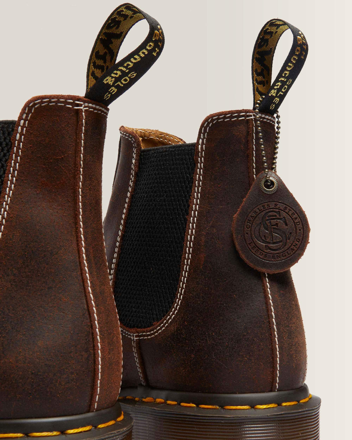 2976 Made in England Wax Commander Chelsea Boots in Brown