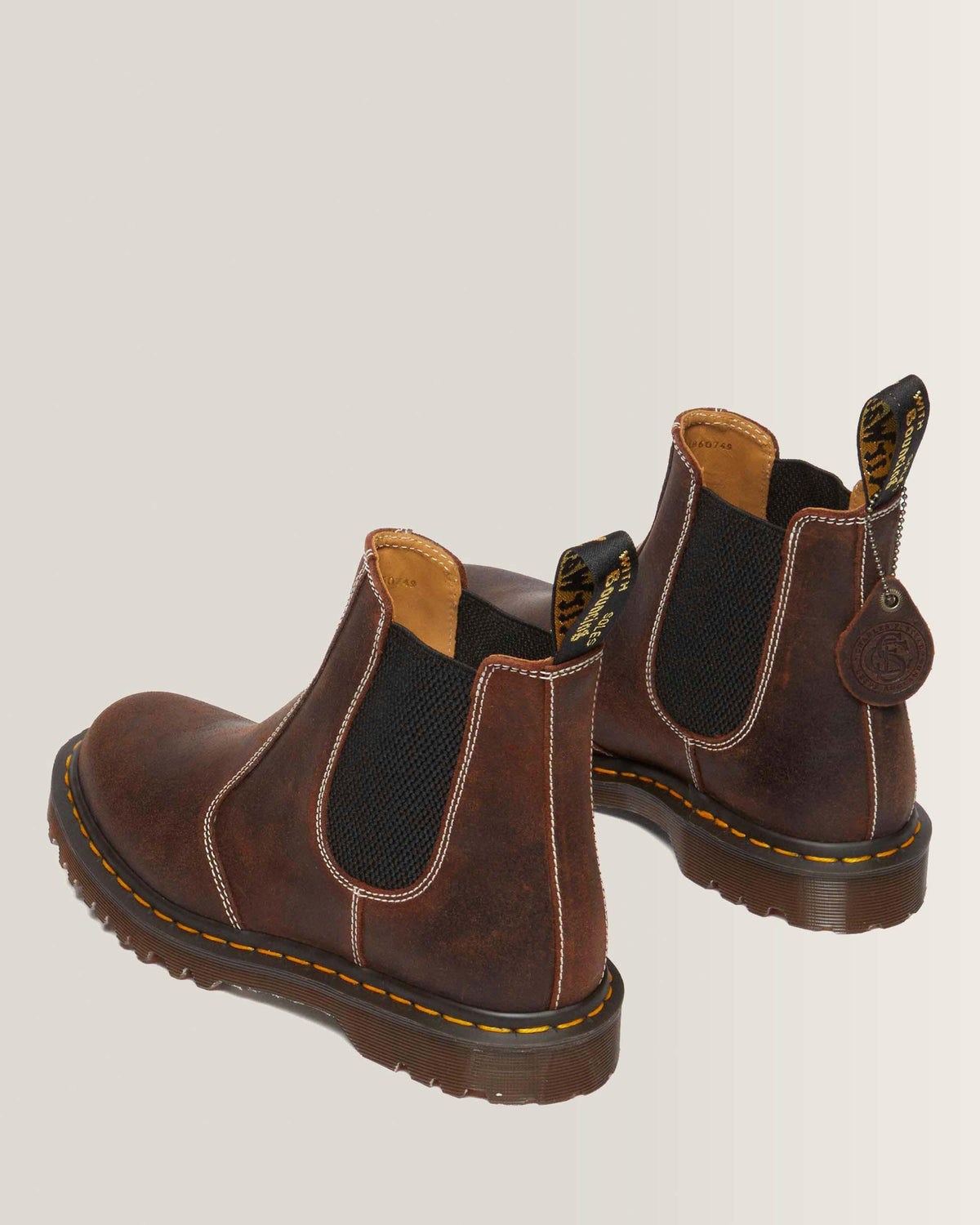2976 Made in England Wax Commander Chelsea Boots in Brown