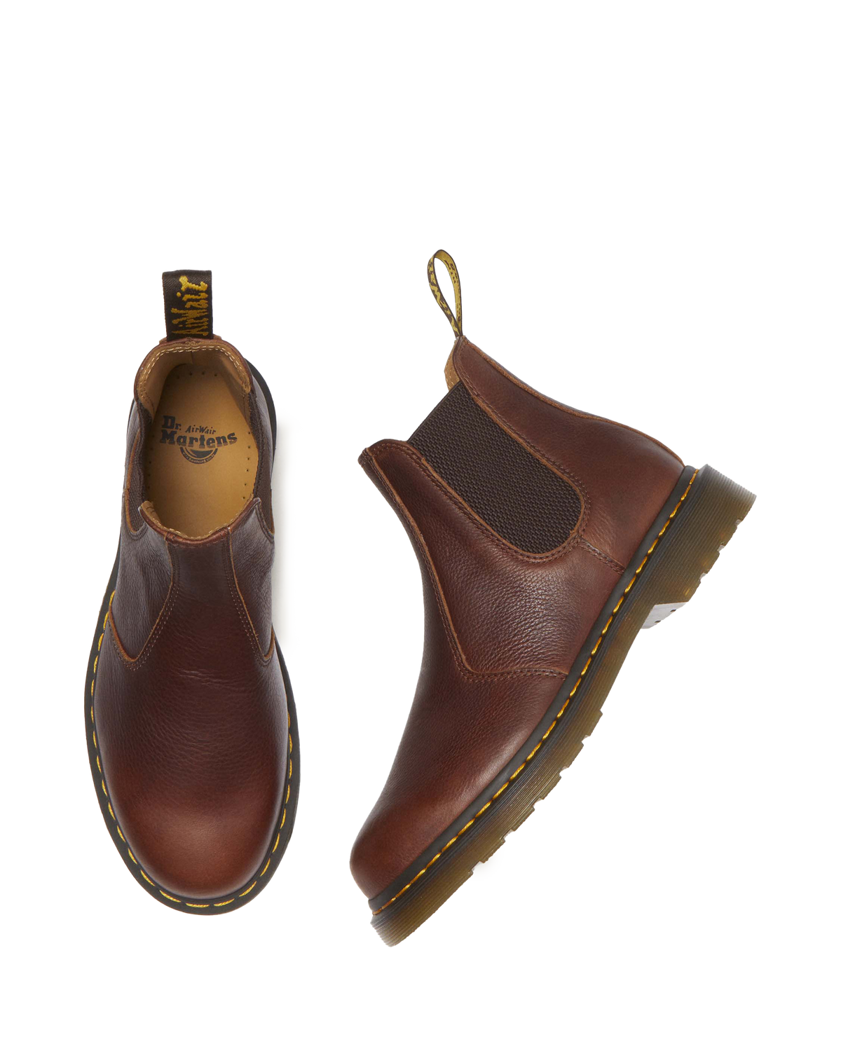 2976 Ambassador Leather Chelsea Boots in Cashew