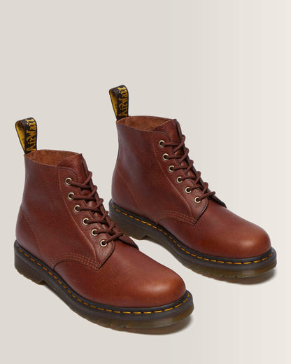 101 Ambassador Leather Ankle Boots in Cashew