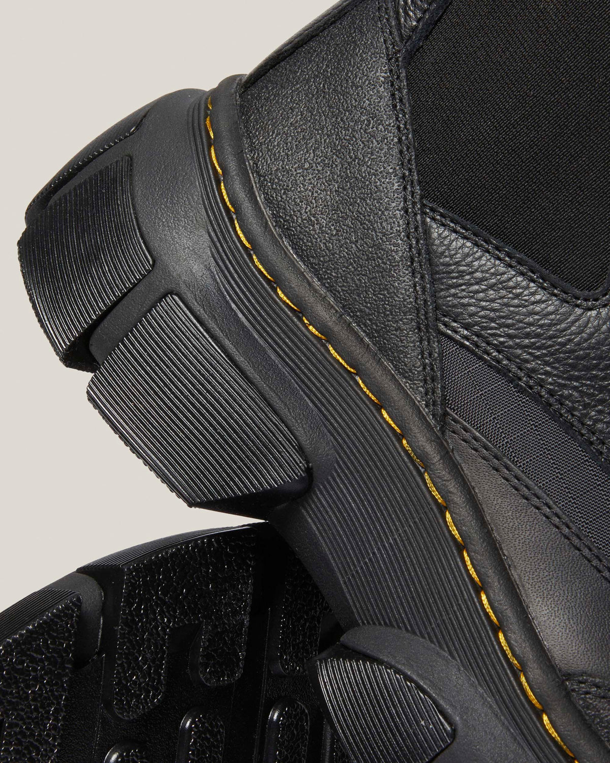 2976 DMXL  Platform Chelsea Boots in Black