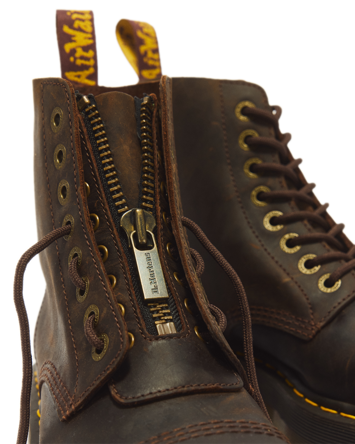 Sinclair Crazy Horse leather platform boots in Dark Brown