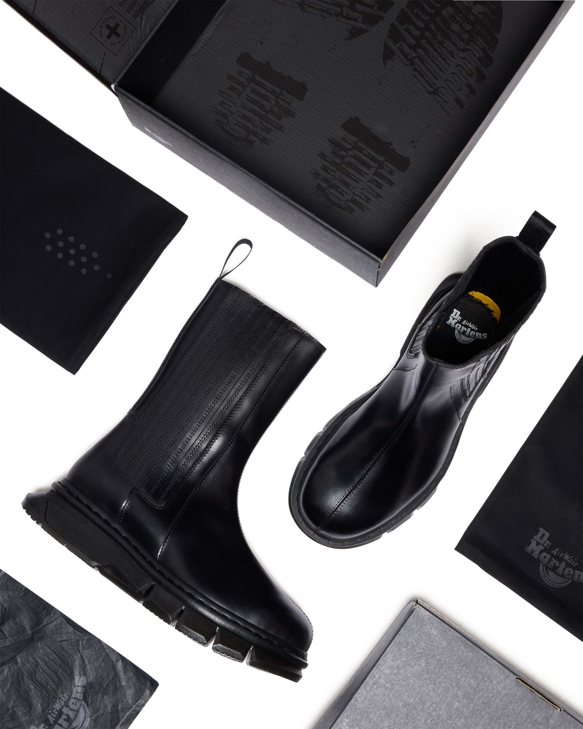 14XX Qubist Chelsea in Black