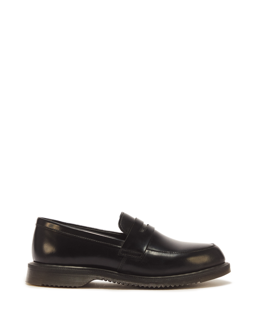 Temara Polished Smooth Leather Loafers in Black