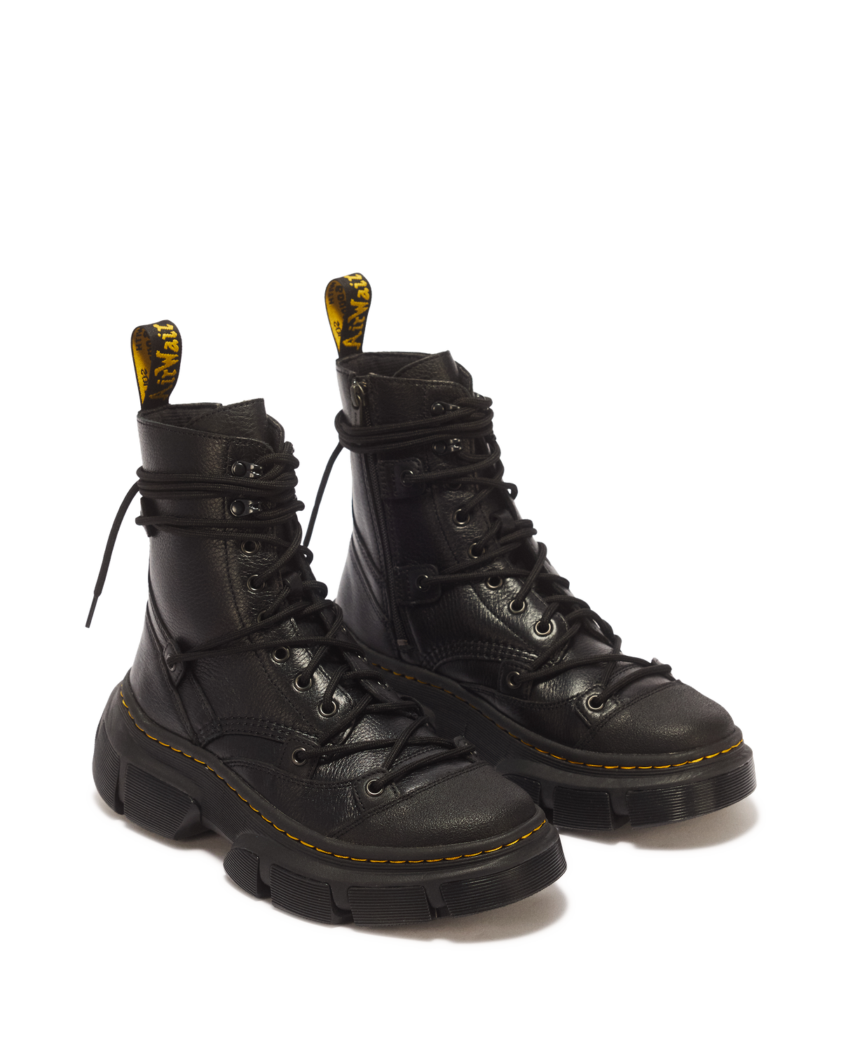 DMXL 8-eye leather boots in Black