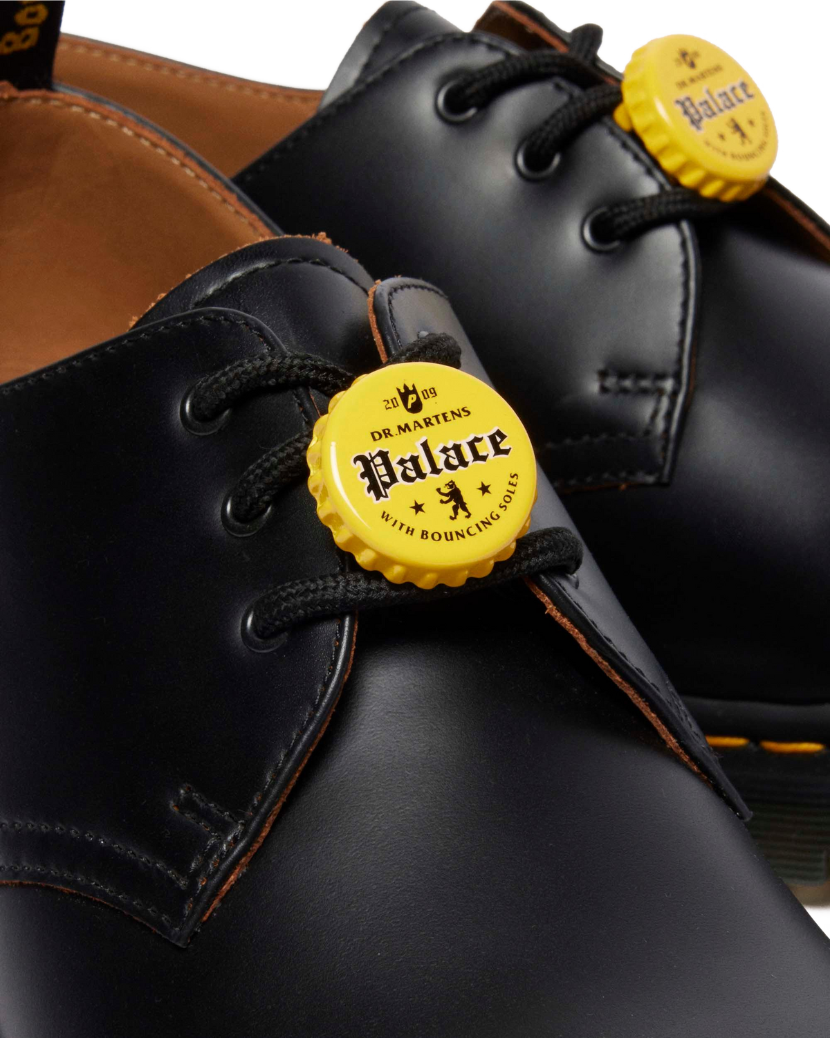 1461 Palace Vintage Smooth Leather Oxford Shoes in Black