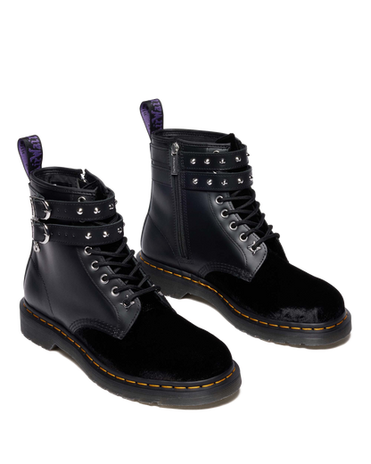 1460 Wednesday Boots in Black