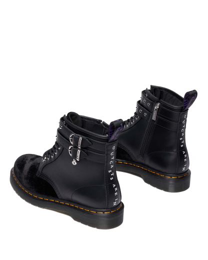 1460 Wednesday Boots in Black