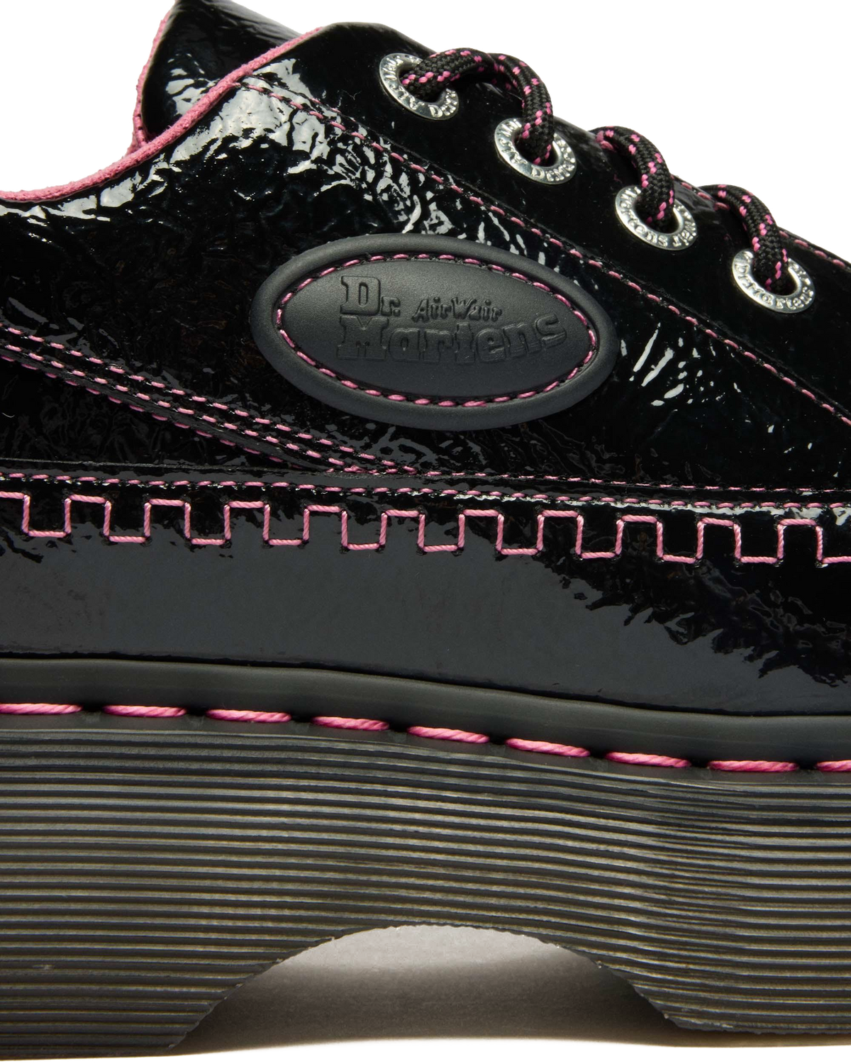 Buzz 5-Eye Distressed Patent Leather Shoes in Black
