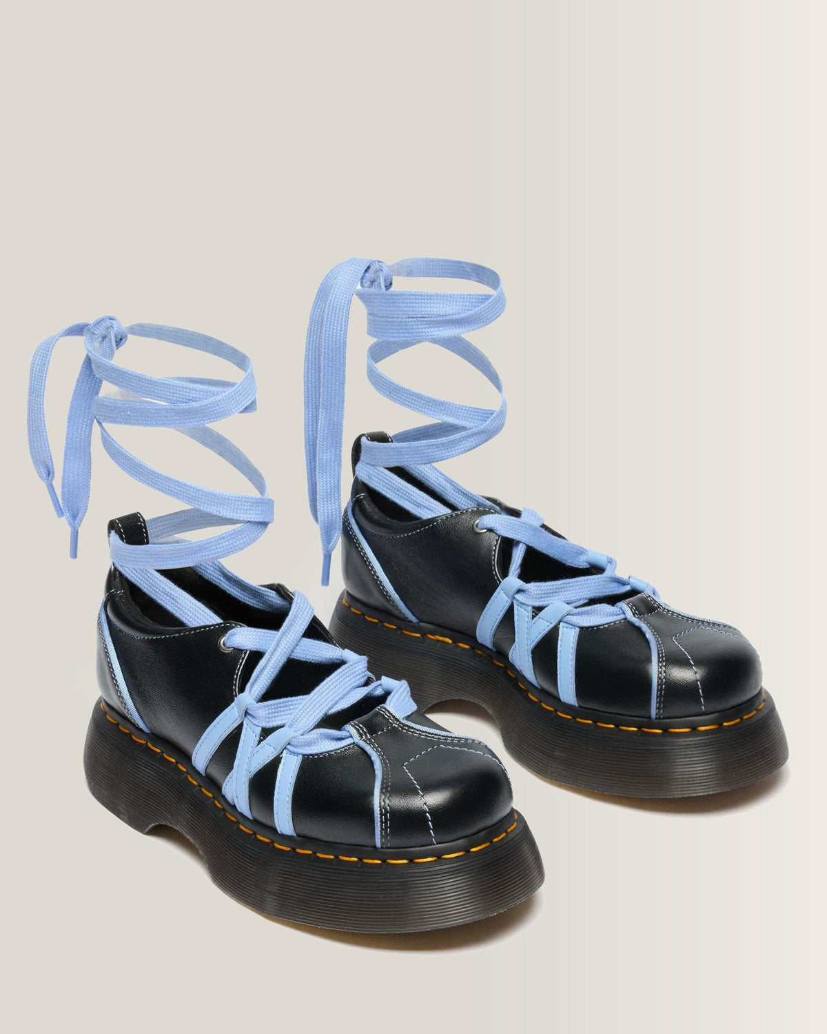 Buzz Ballerina Gloss Leather Shoes in Black