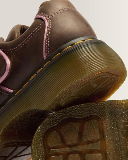 Buzz Strap Wyoming Shoes in Dark Brown